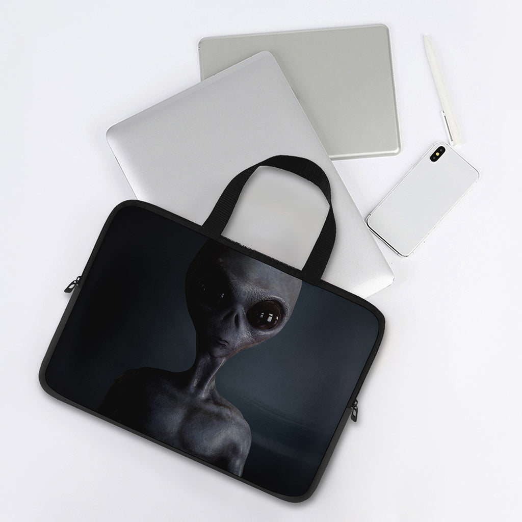 Scary Grey Alien 3D Print Laptop Sleeve With Handle