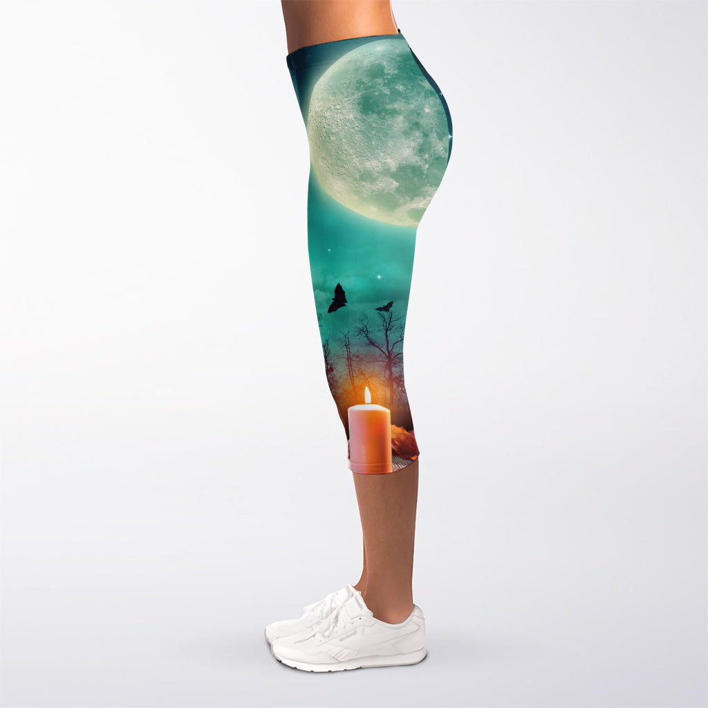 Scary Halloween Pumpkin Print Women's Capri Leggings