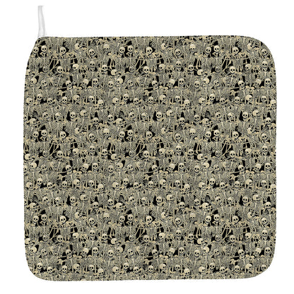 Scary Skeleton Pattern Print Hand Towel