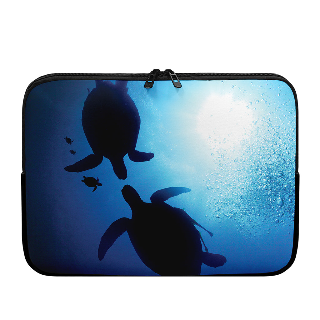 Sea Turtle Family Underwater Print Laptop Sleeve
