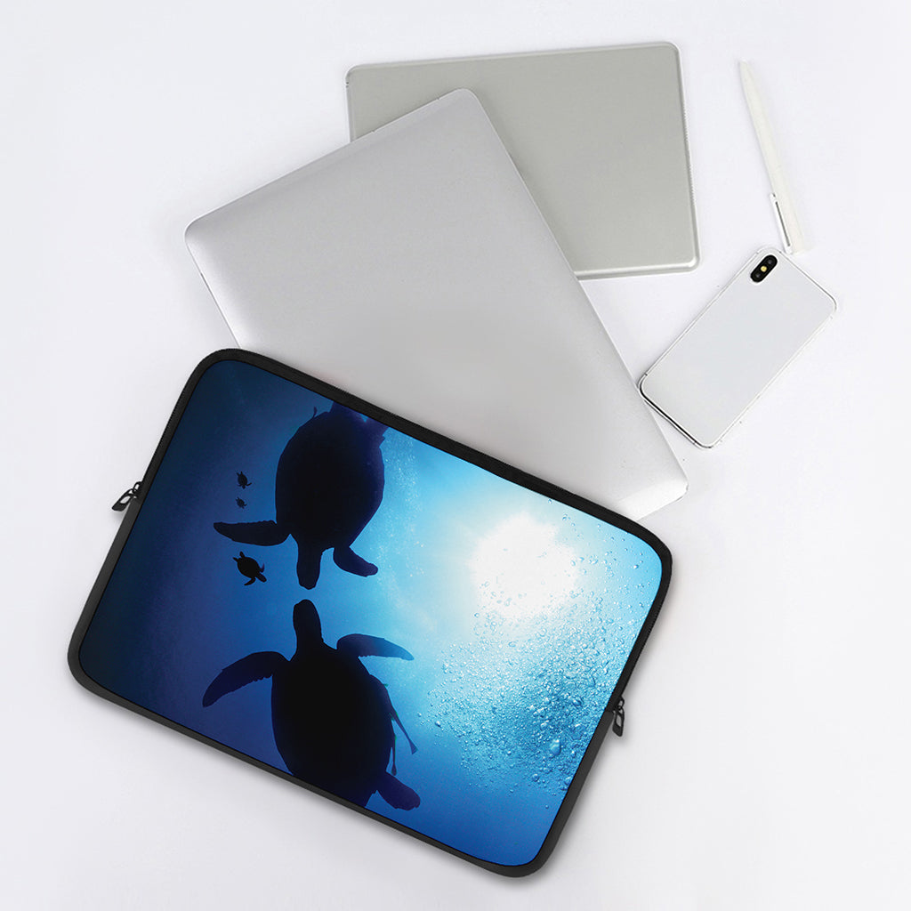 Sea Turtle Family Underwater Print Laptop Sleeve
