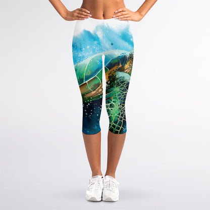 Sea Turtle Painting Print Women's Capri Leggings