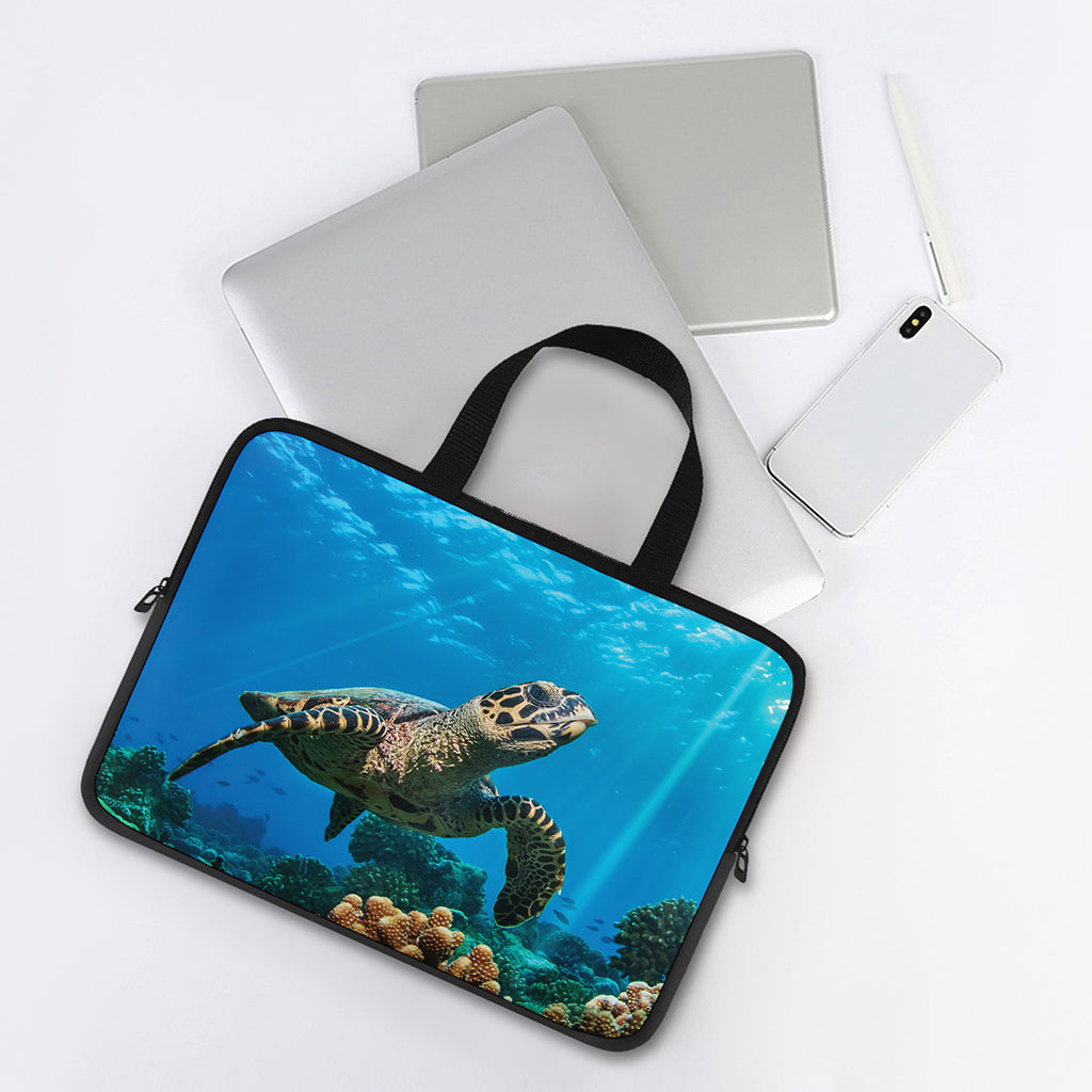 Sea Turtle Underwater Print Laptop Sleeve With Handle