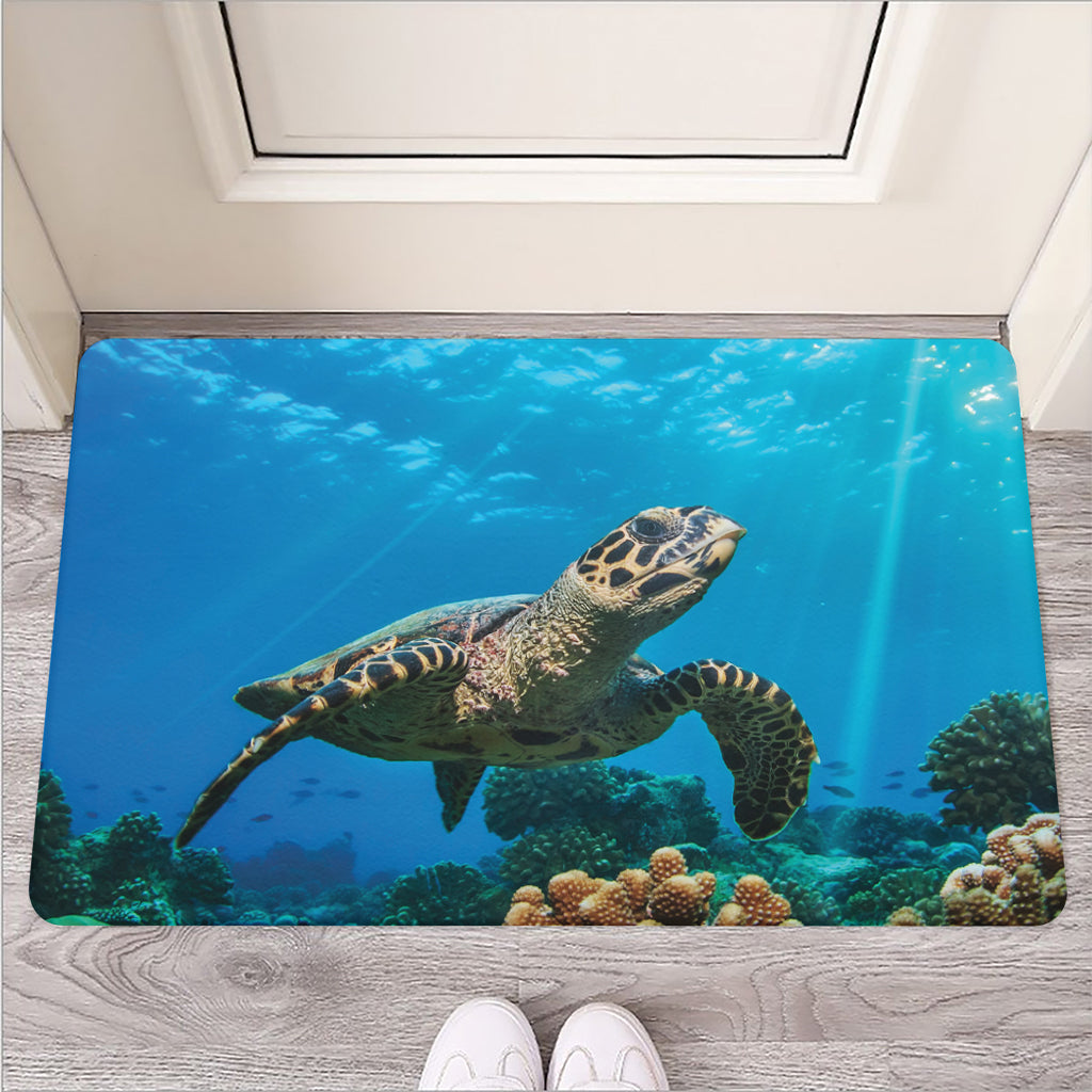 Sea Turtle Underwater Print Rubber Doormat