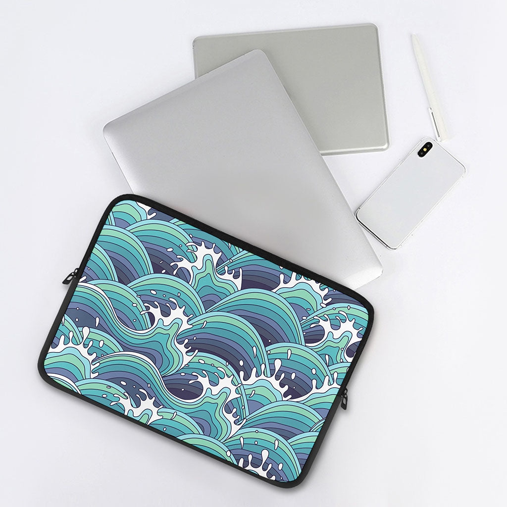 Sea Wave Surfing Pattern Print Laptop Sleeve