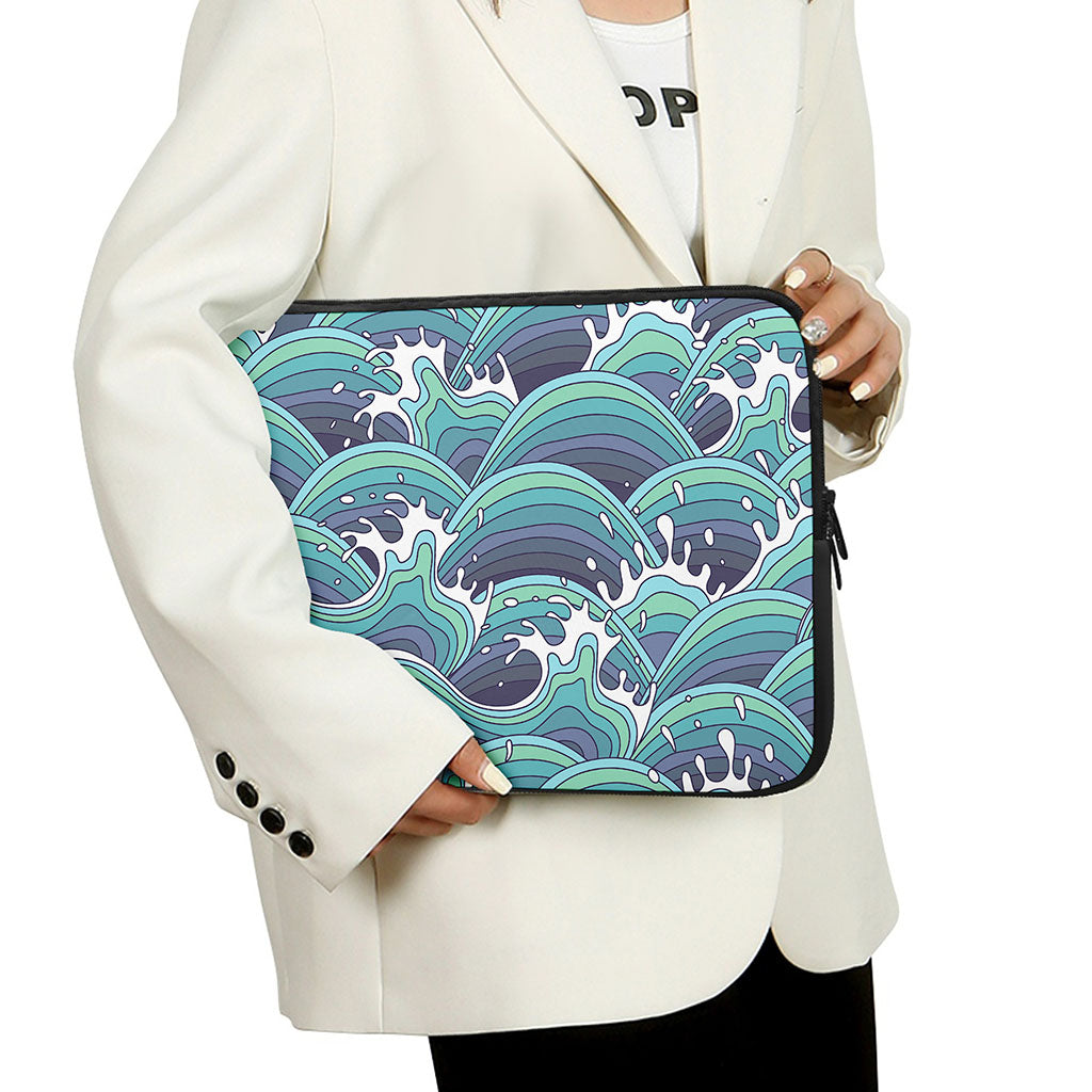 Sea Wave Surfing Pattern Print Laptop Sleeve