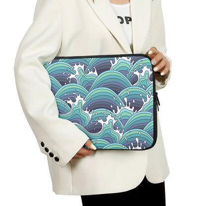 Sea Wave Surfing Pattern Print Laptop Sleeve