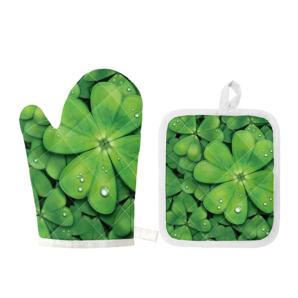 Shamrock Clover St. Patrick's Day Print Oven Mitt And Pot Holder Set
