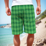 Shamrock Green Plaid Pattern Print Men's Cargo Shorts