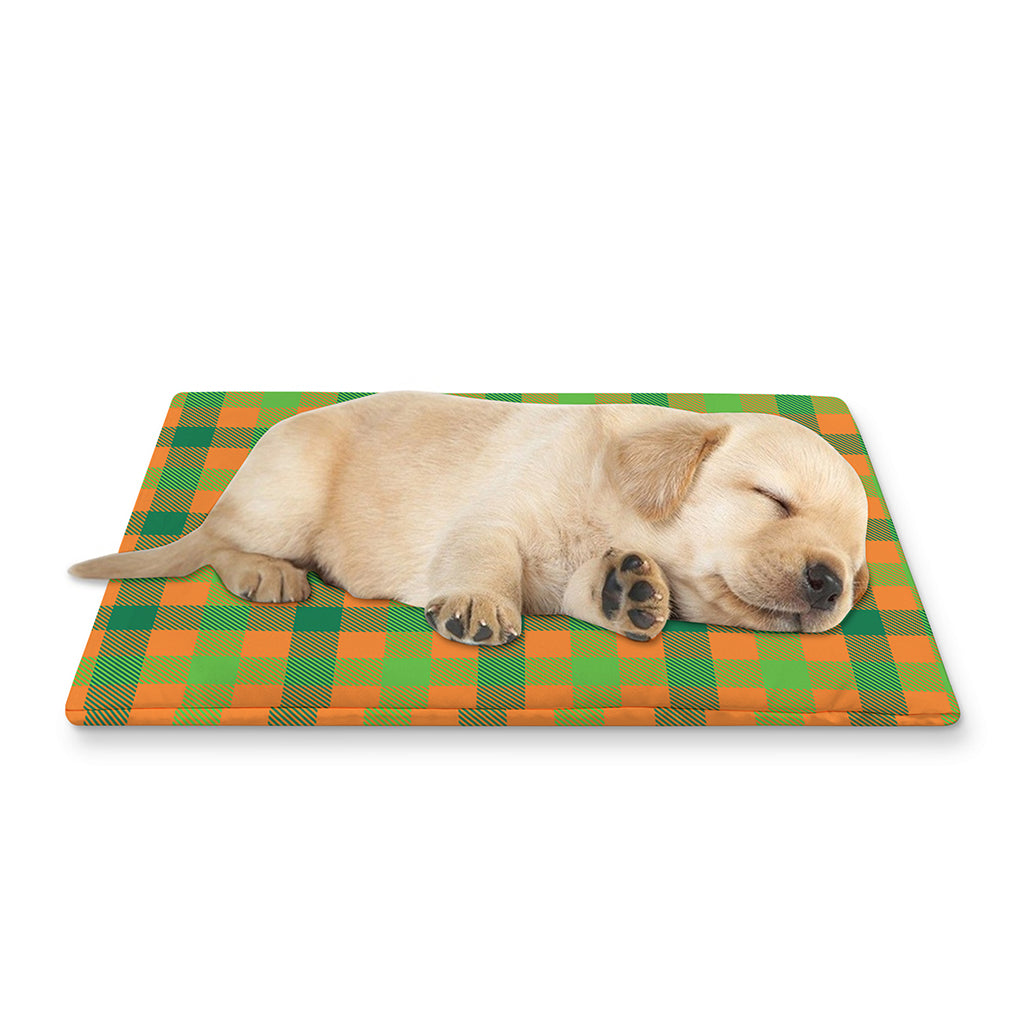 Shamrock Plaid Saint Patrick's Day Print Pet Cooling Mat Cover
