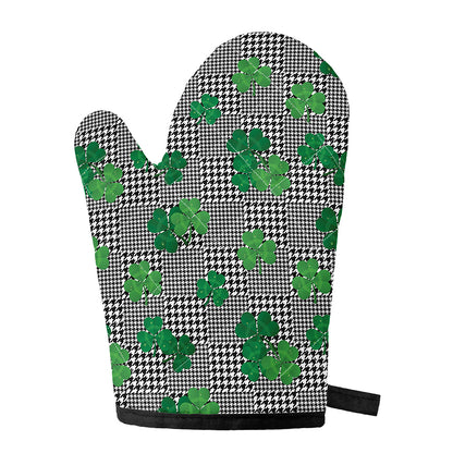 Shamrocks Houndstooth Pattern Print Single Oven Mitt