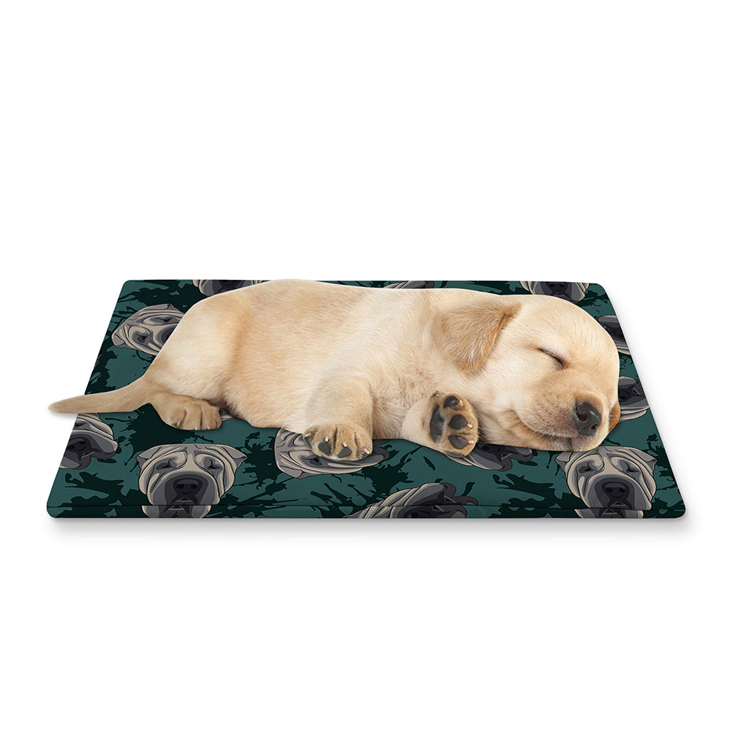 Shar Pei Face Pattern Print Pet Cooling Mat Cover
