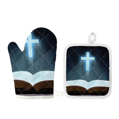 Shining Holy Bible Print Oven Mitt And Pot Holder Set