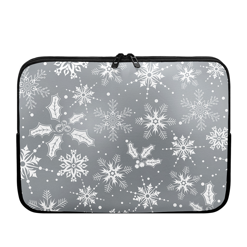 Silver And White Snowflake Pattern Print Laptop Sleeve