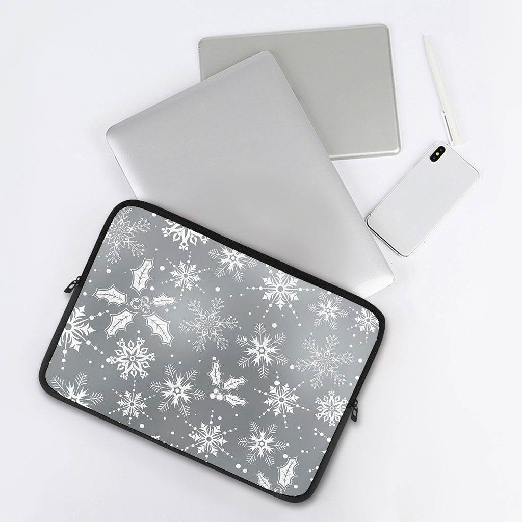 Silver And White Snowflake Pattern Print Laptop Sleeve