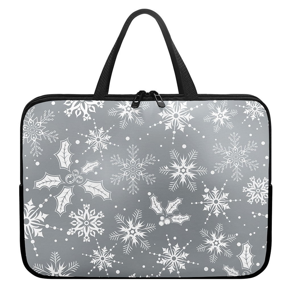 Silver And White Snowflake Pattern Print Laptop Sleeve With Handle