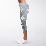 Silver And White Snowflake Pattern Print Women's Capri Leggings