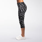 Silver Chainmail Print Women's Capri Leggings
