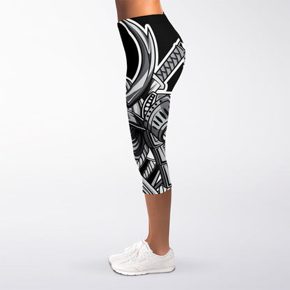 Silver Samurai Mask Print Women's Capri Leggings