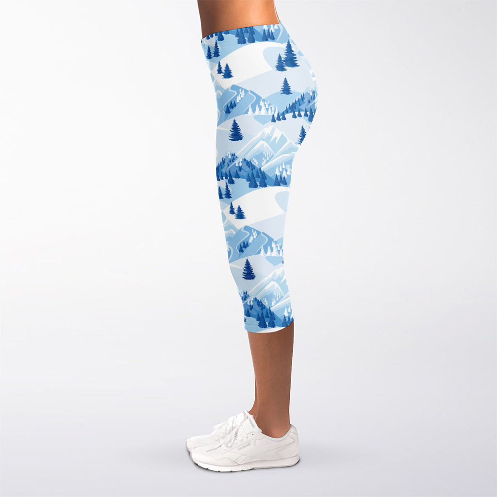 Skiing Mountain Print Women's Capri Leggings