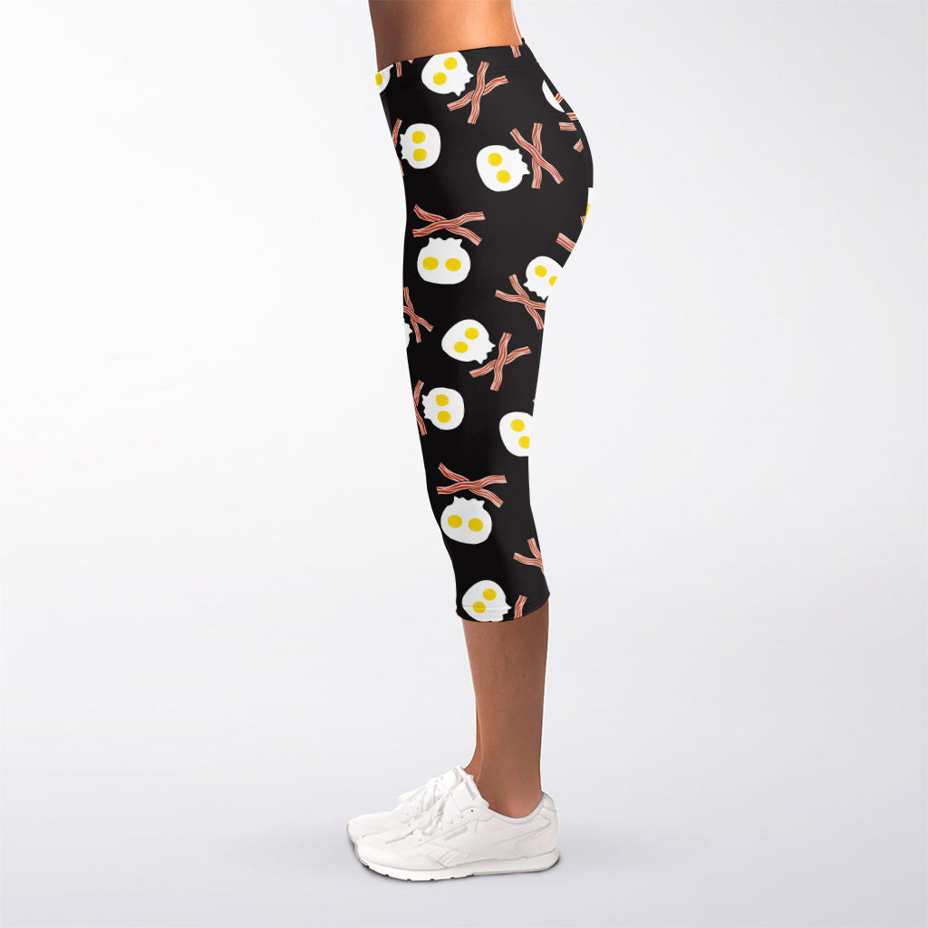 Skull Fried Egg And Bacon Pattern Print Women's Capri Leggings