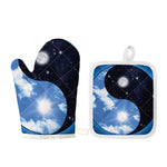 Sky And Space Yin Yang Print Oven Mitt And Pot Holder Set