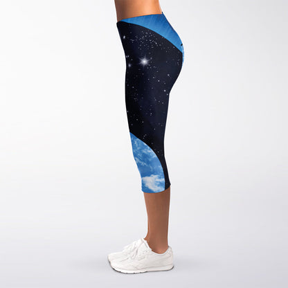 Sky And Space Yin Yang Print Women's Capri Leggings