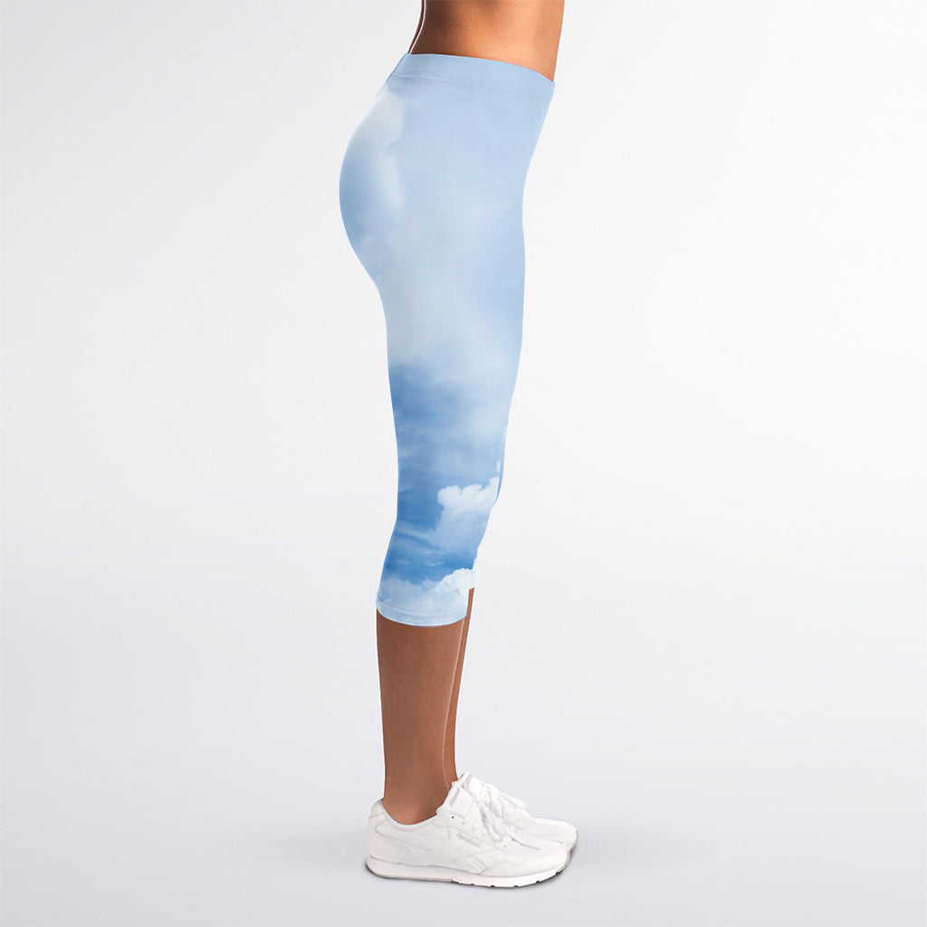 Sky Cloud Print Women's Capri Leggings