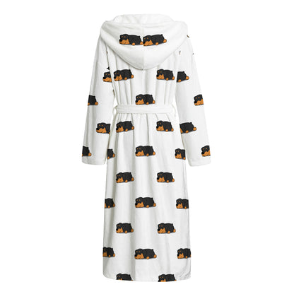 Sleeping Rottweiler Pattern Print Hooded Bathrobe