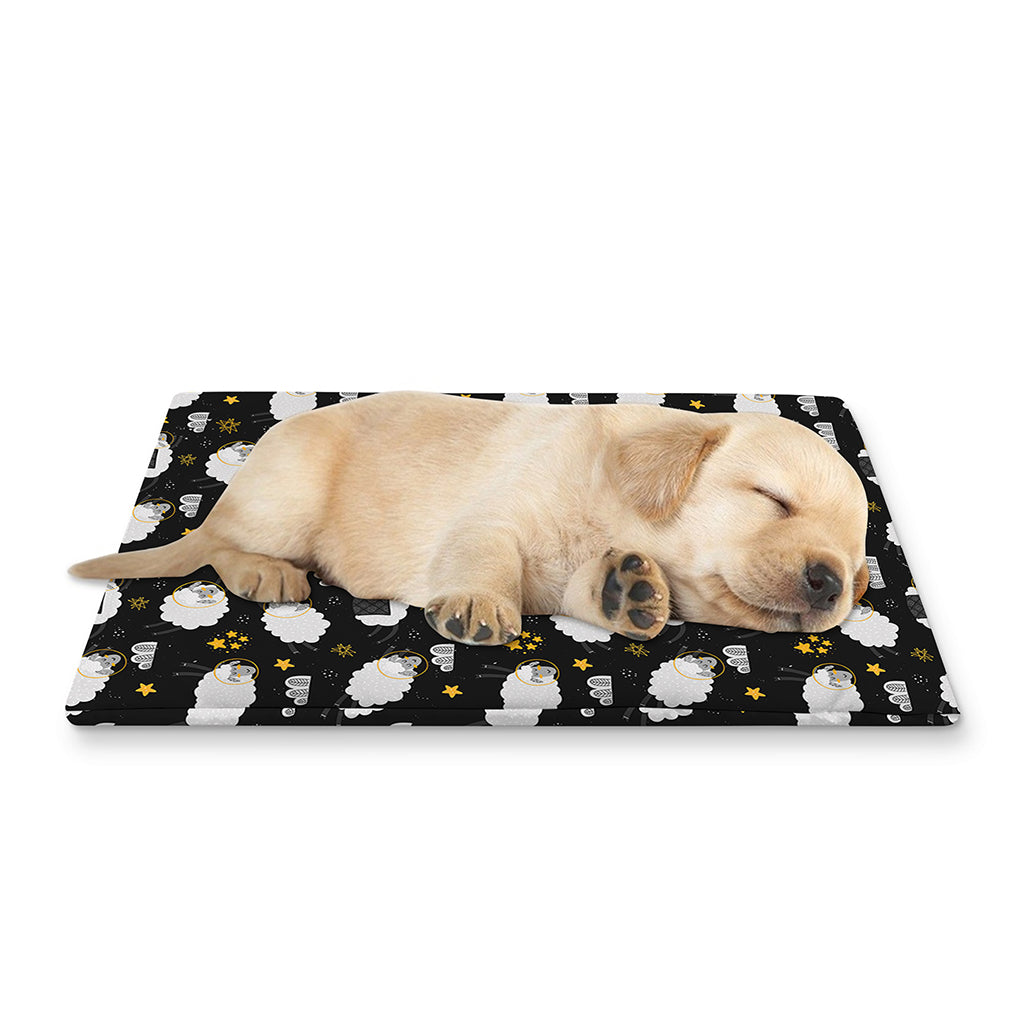 Sleeping Sheep Pattern Print Pet Cooling Mat Cover