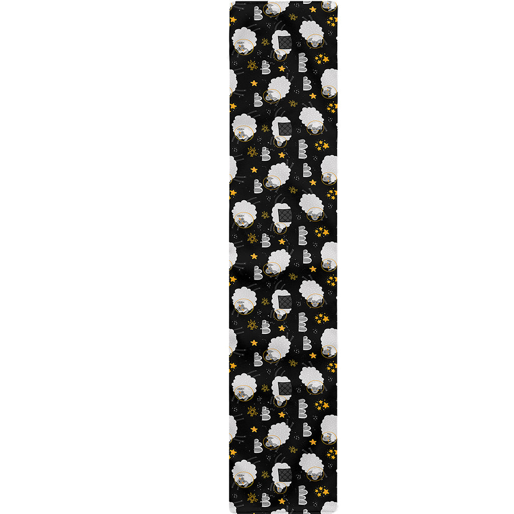 Sleeping Sheep Pattern Print Table Runner