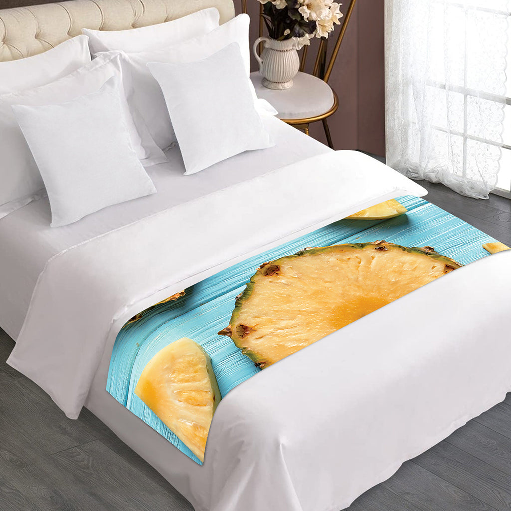 Sliced Pineapple Print Bed Runner