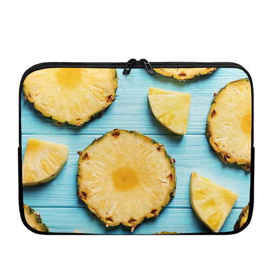 Sliced Pineapple Print Laptop Sleeve