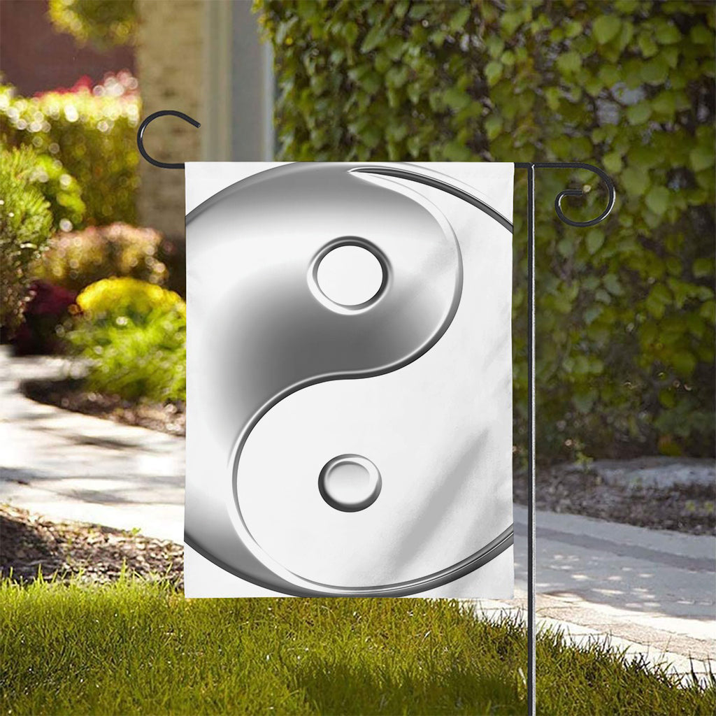 Sliver And White Yin Yang Print House Flag