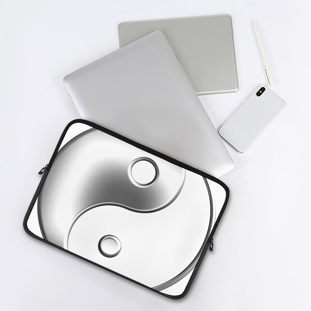 Sliver And White Yin Yang Print Laptop Sleeve