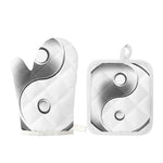 Sliver And White Yin Yang Print Oven Mitt And Pot Holder Set