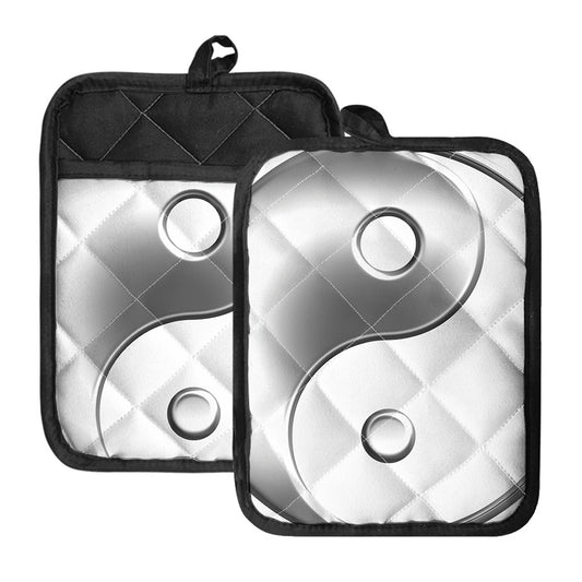 Sliver And White Yin Yang Print Pot Holders With Pocket