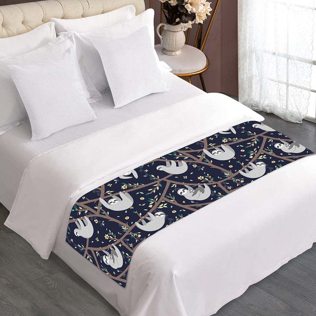 Sloth Family Pattern Print Bed Runner