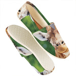 Smiley Face Giraffe Print Casual Shoes