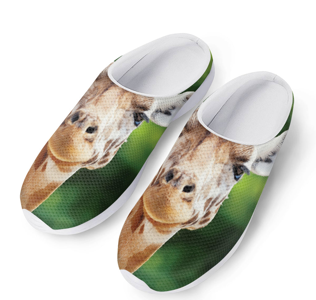 Smiley Face Giraffe Print Mesh Casual Shoes