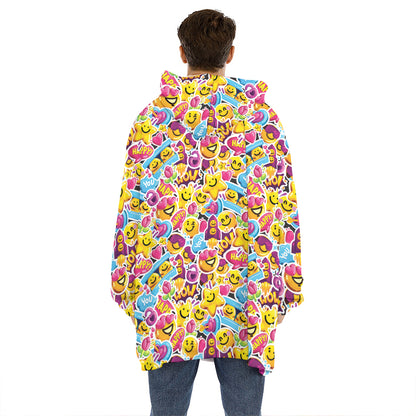 Smiley Faces Emoji Pattern Print Hoodie Blanket