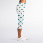 Smiley Shark Pattern Print Women's Capri Leggings