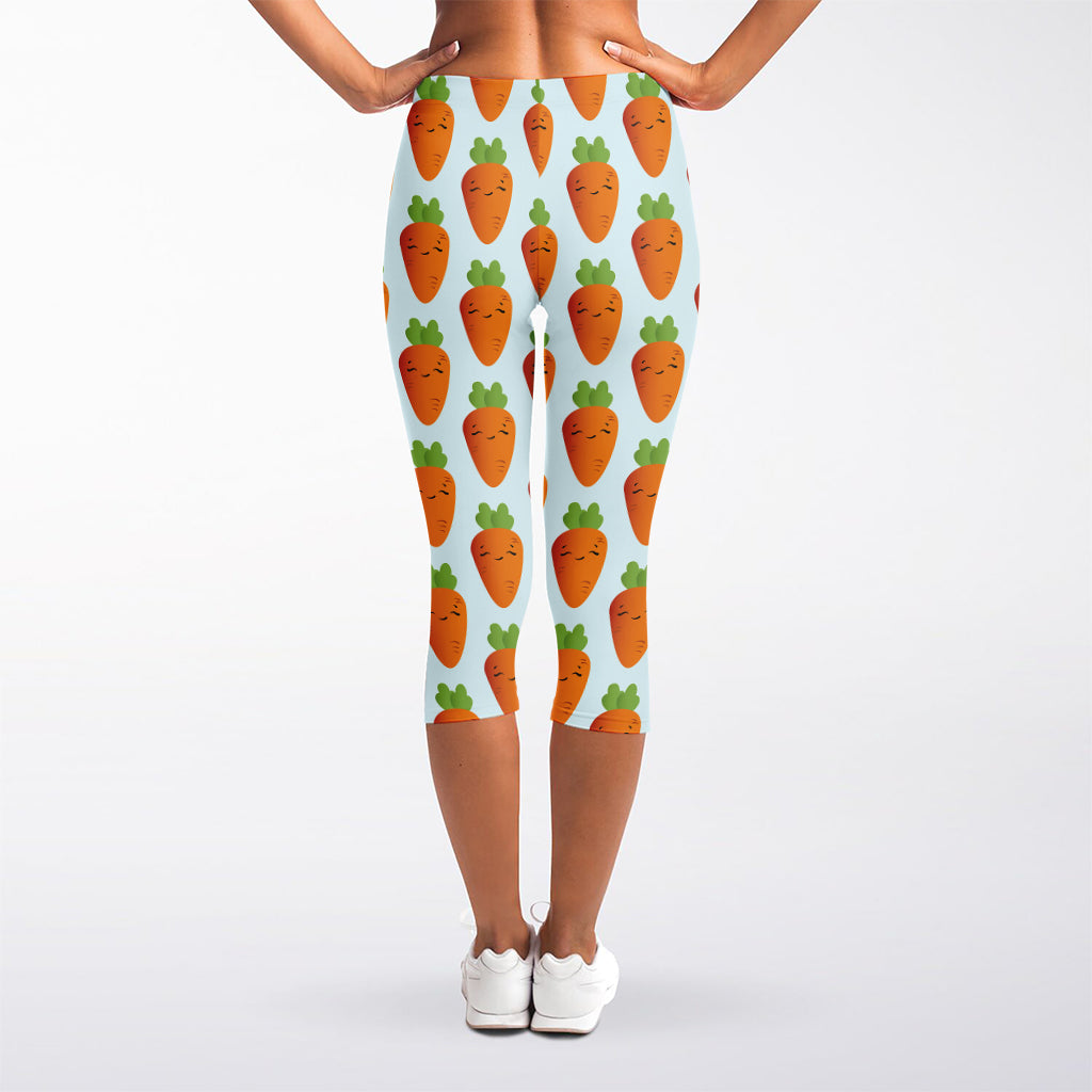 Smiling Carrot Pattern Print Women's Capri Leggings