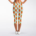 Smiling Carrot Pattern Print Women's Capri Leggings