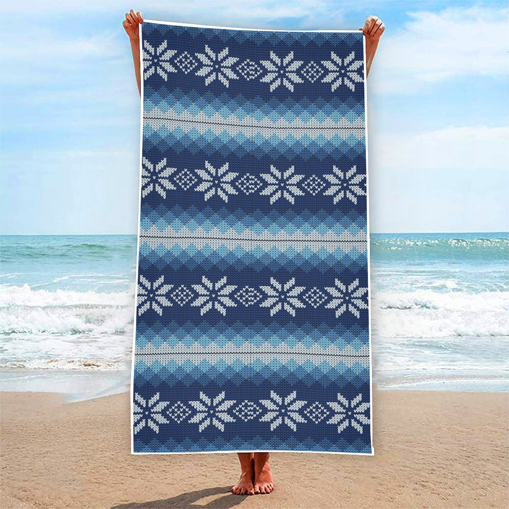 Snow Flower Knitted Pattern Print Beach Towel
