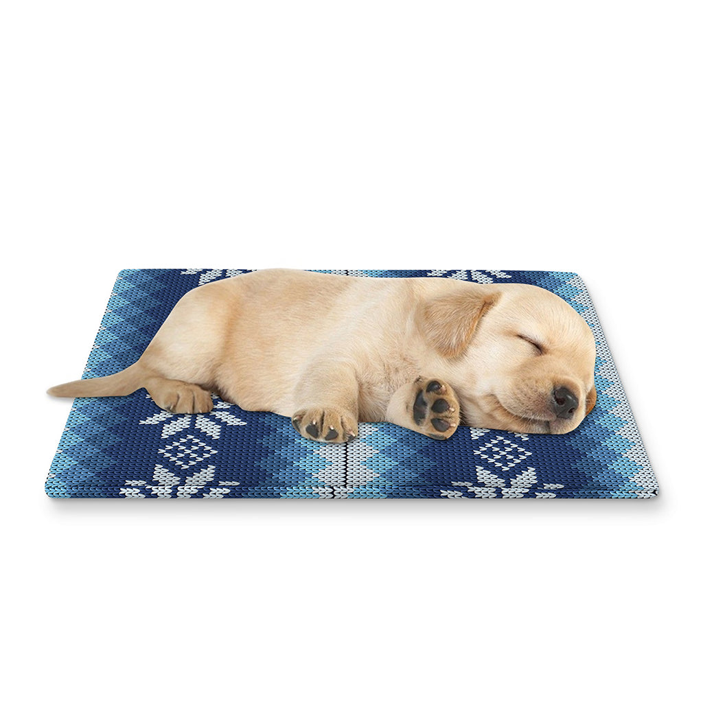 Snow Flower Knitted Pattern Print Pet Cooling Mat Cover