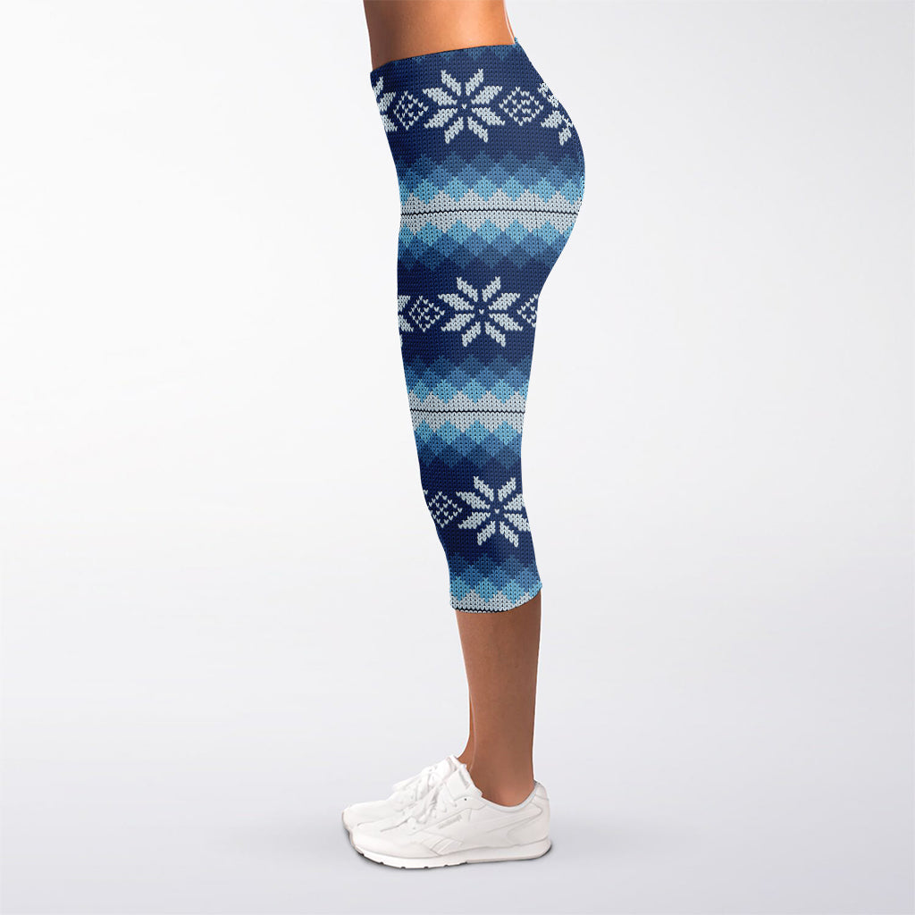 Snow Flower Knitted Pattern Print Women's Capri Leggings