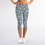 Snow Leopard Knitted Pattern Print Women's Capri Leggings