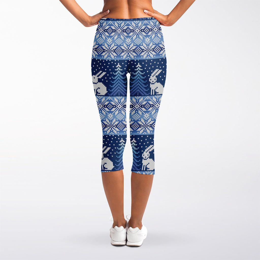 Snow Rabbit Knitted Pattern Print Women's Capri Leggings