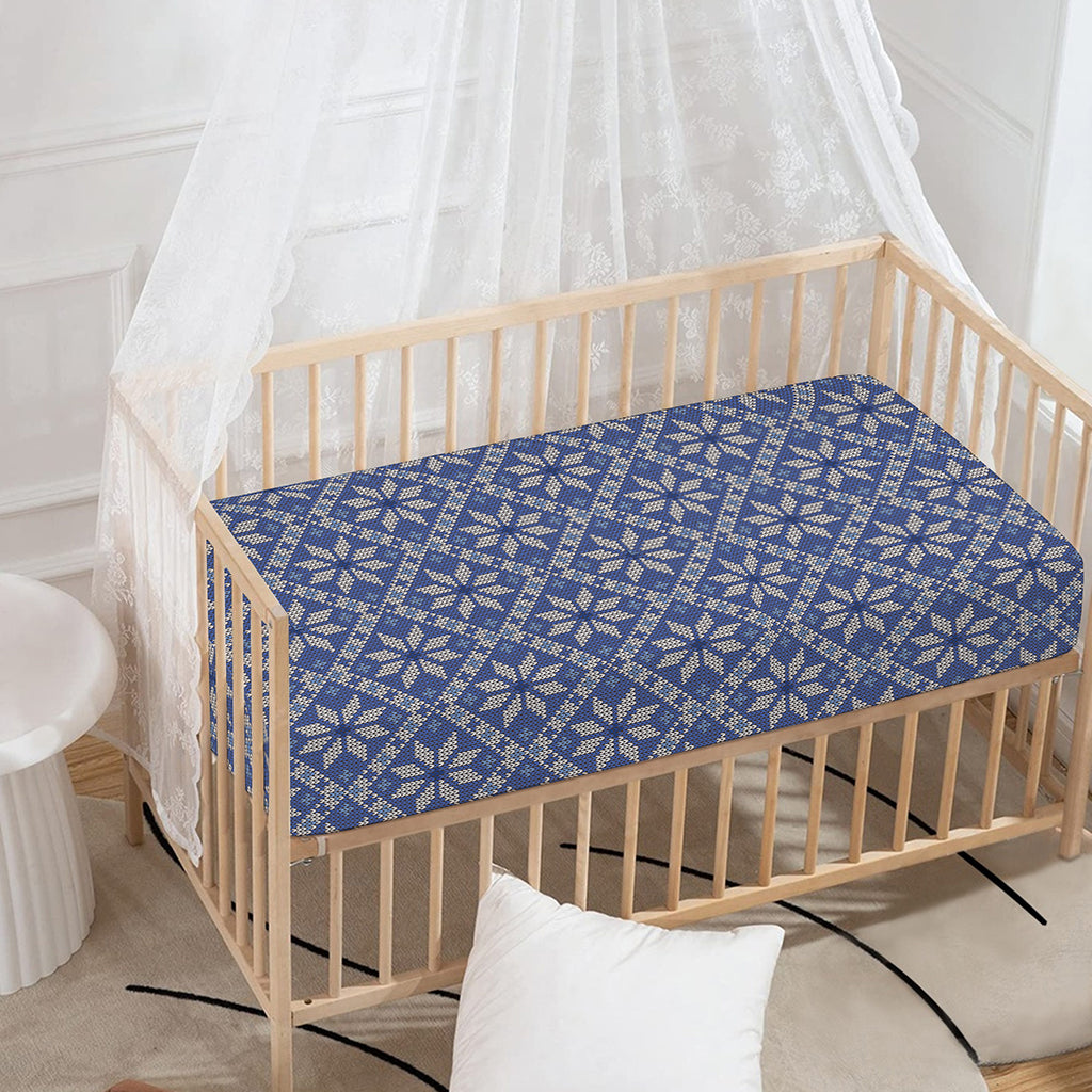 Snowflakes Knitted Pattern Print Baby Crib Sheet